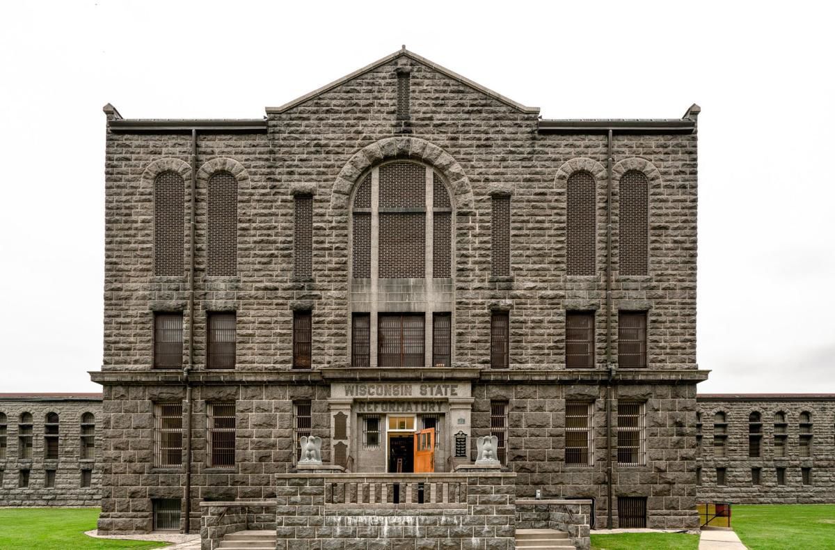 Wisconsin DOC releases data on COVID-19-related inmate deaths for first time; 5 are dead